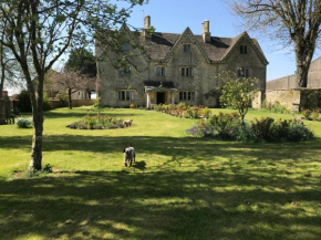 The Manor Farm Alderton